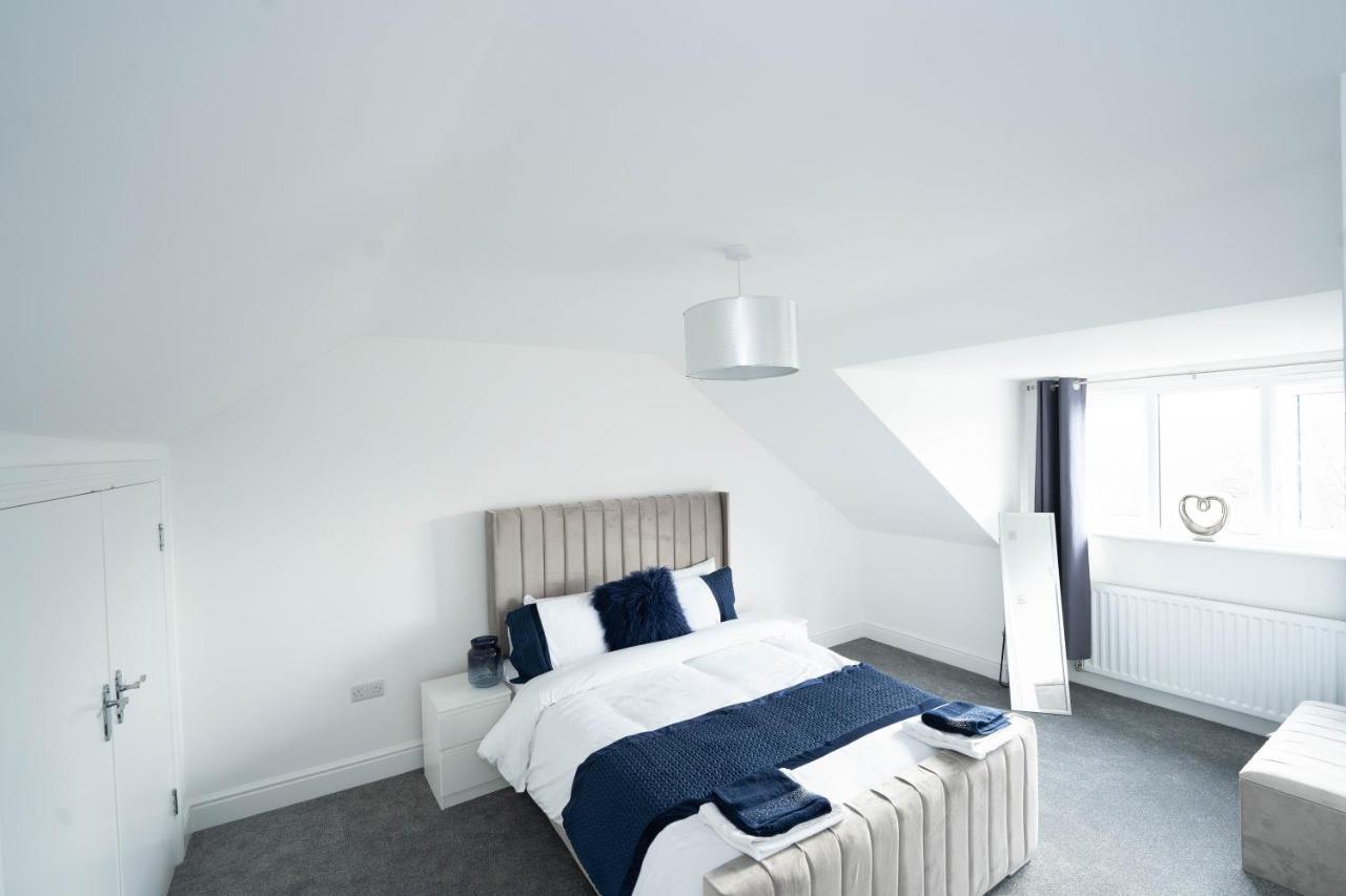 Entire Modern Home With Private Parking For 6/8 Persons Worksop Exterior photo
